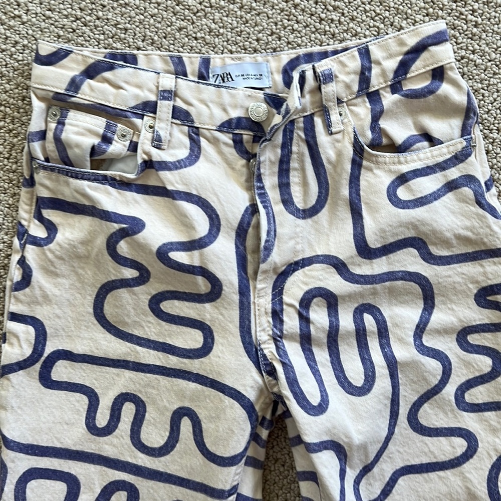 Zara sz 4 printed jeans